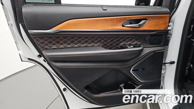 Jeep Cherokee 2023 — photo 15