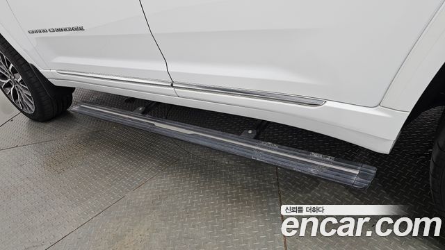 Jeep Cherokee 2023 — photo 39