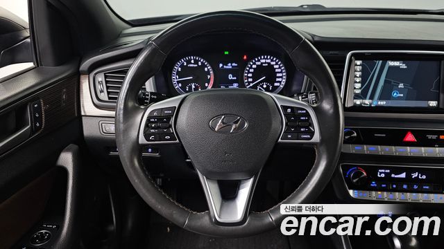 Hyundai Sonata 2019 — photo 17