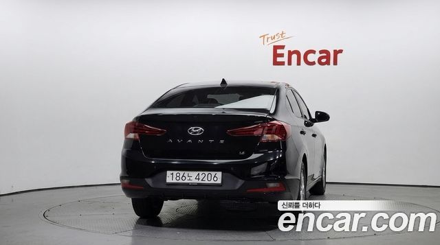 Hyundai AVANTE 2019 — photo 4