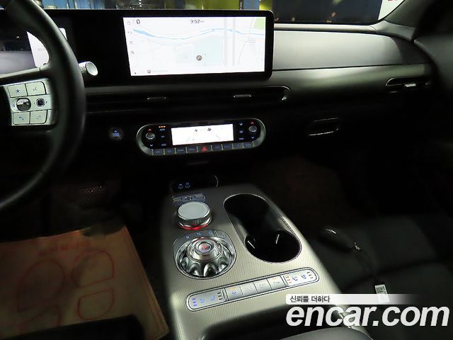 Genesis GV60 2022 — photo 9