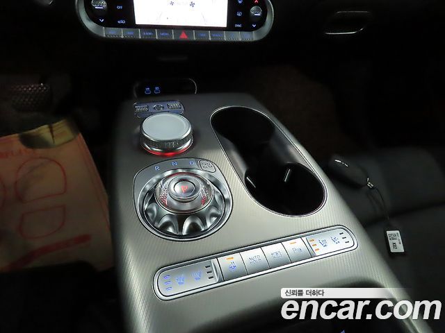 Genesis GV60 2022 — photo 11