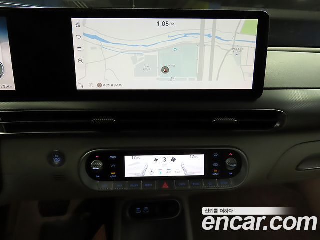 Genesis GV60 2022 — photo 13
