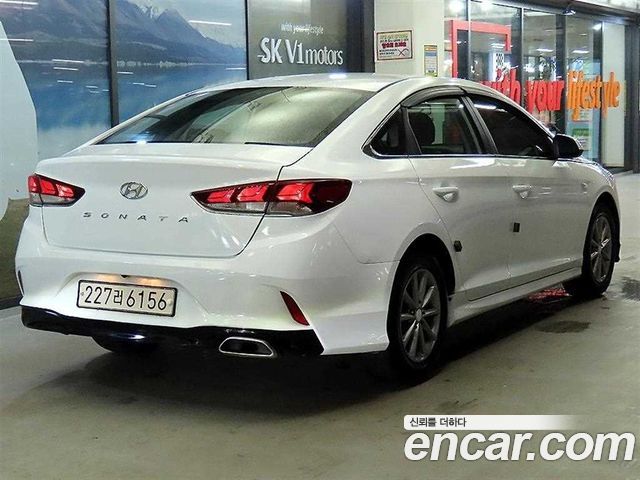 Hyundai Sonata 2018 — photo 2