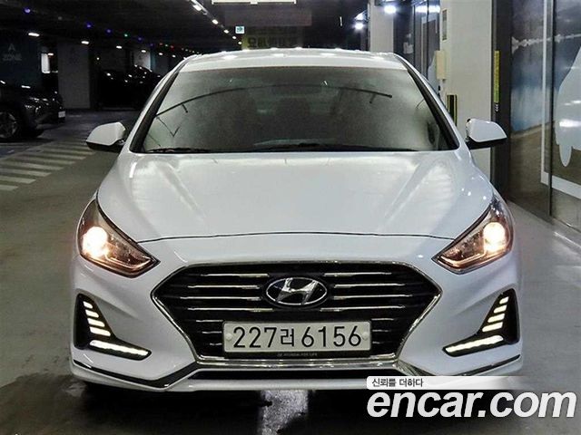 Hyundai Sonata 2018 — photo 3
