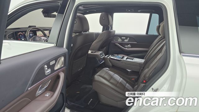 Mercedes-Benz GLS-Class 2022 — photo 18