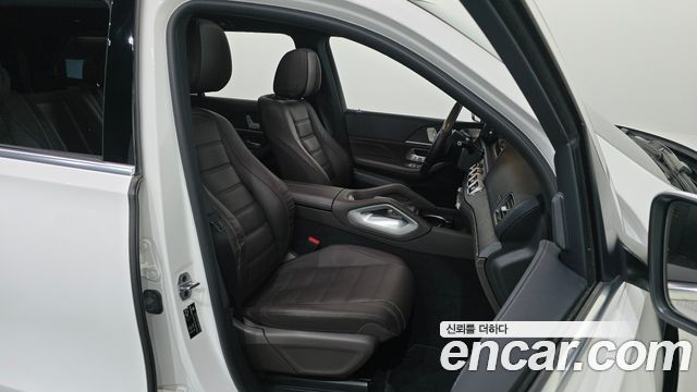 Mercedes-Benz GLS-Class 2022 — photo 16