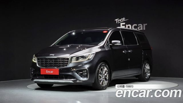 Kia Canival 2019 — photo 1