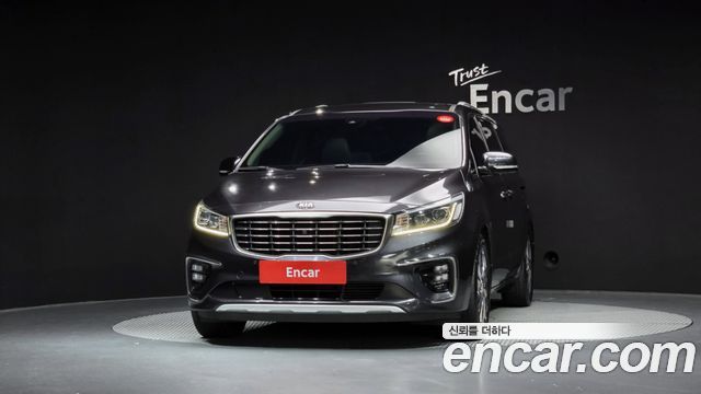 Kia Canival 2019 — photo 3