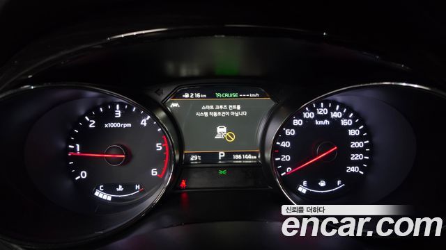 Kia Canival 2019 — photo 8