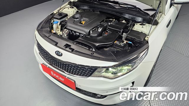 Kia K5 2017 — photo 6