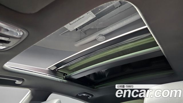 Kia K5 2017 — photo 28