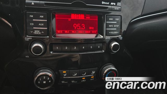 Kia K7 2011 — photo 14
