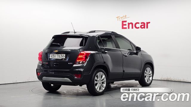 Chevrolet Korea Trax 2018 — photo 2