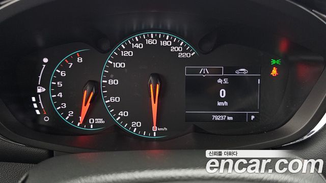 Chevrolet Korea Trax 2018 — photo 11