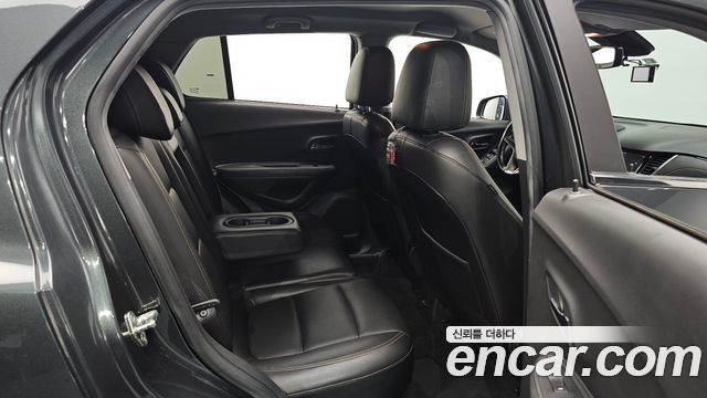Chevrolet Korea Trax 2018 — photo 16