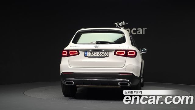 Mercedes-Benz GLC-Class 2022 — photo 4