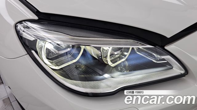 BMW 6-Series 2017 — photo 8