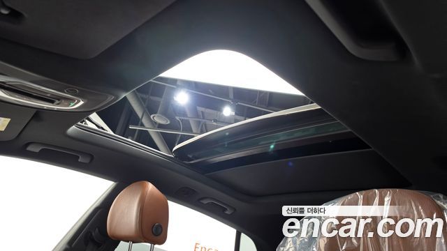 Audi Q8 2021 — photo 23
