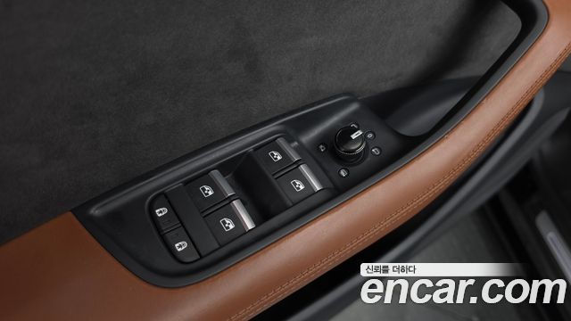 Audi Q8 2021 — photo 29