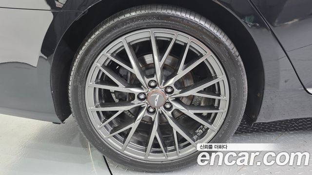 Genesis G80 2017 — photo 5