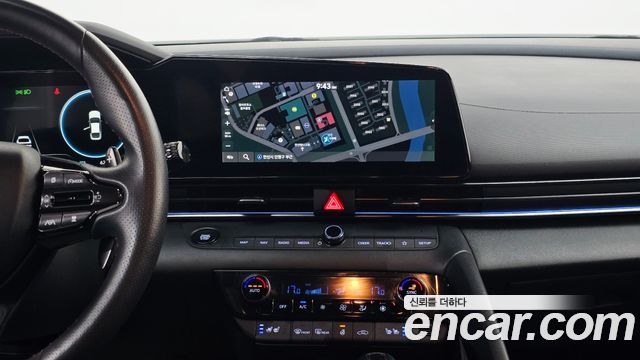 Hyundai AVANTE 2021 — photo 14