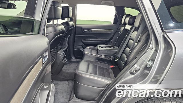 Renault Korea QM6 2023 — photo 11