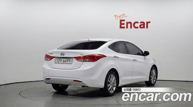 Hyundai AVANTE 2013 — photo 2