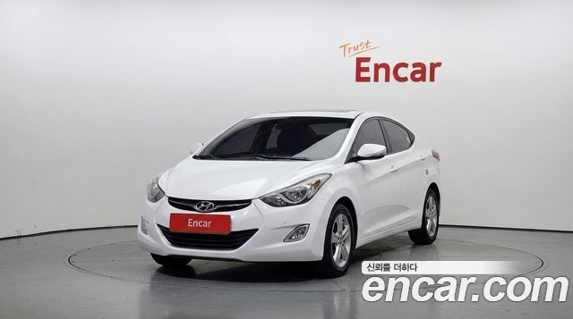 Hyundai AVANTE 2013 — photo 3