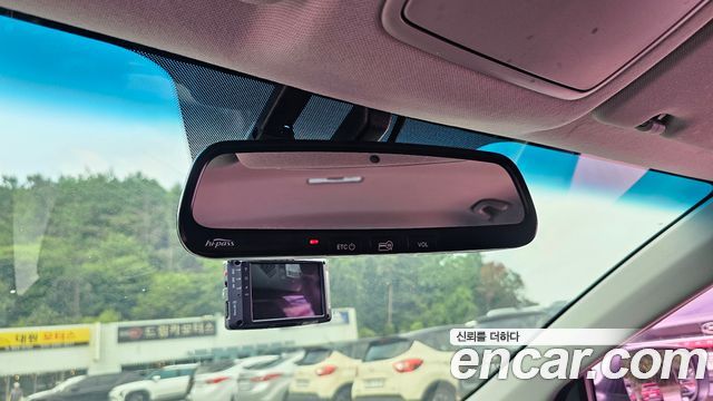 Hyundai AVANTE 2013 — photo 19