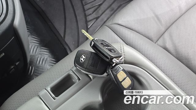 Hyundai Starex 2019 — photo 26