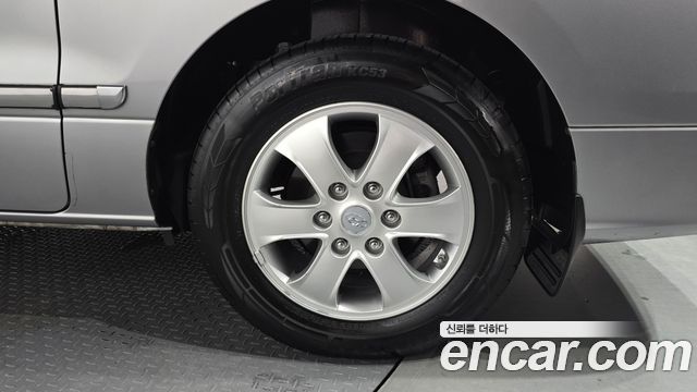 Hyundai Starex 2019 — photo 7