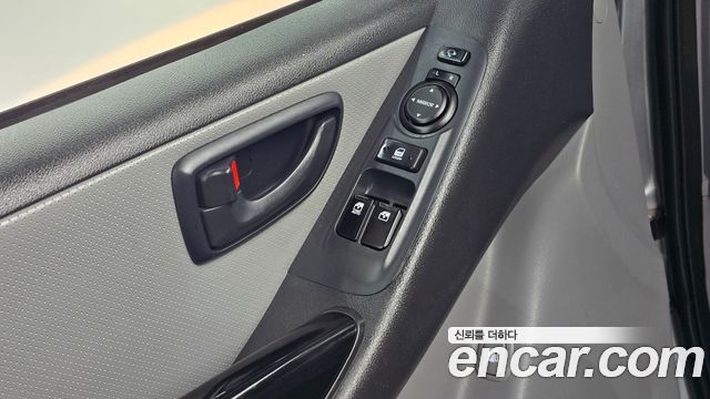 Hyundai Starex 2019 — photo 27