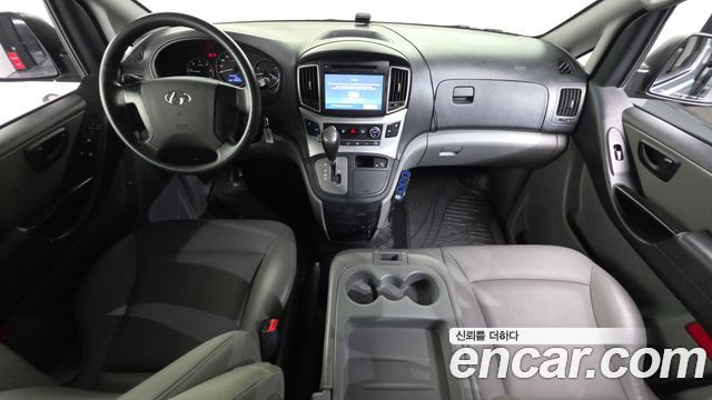 Hyundai Starex 2018 — photo 10