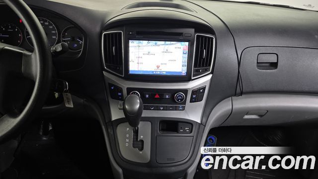 Hyundai Starex 2018 — photo 21