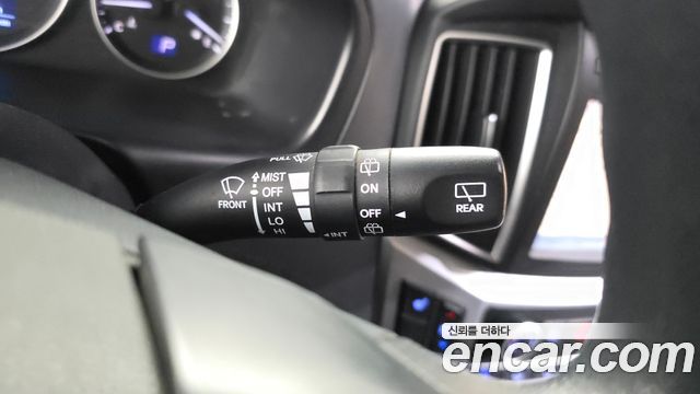 Hyundai Starex 2018 — photo 24