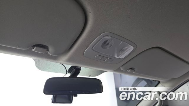 Hyundai Starex 2018 — photo 25