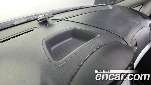 Hyundai Starex 2018 — photo 28