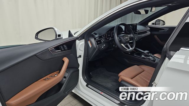 Audi A5 2023 — photo 13