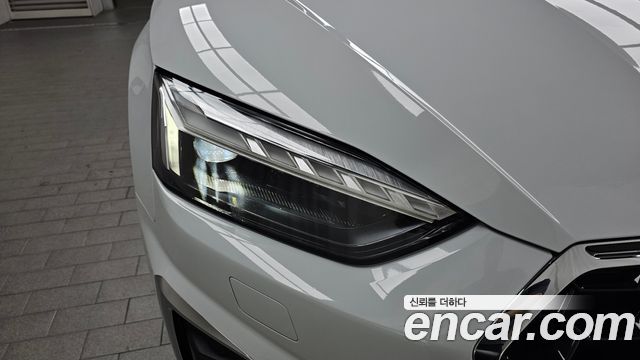Audi A5 2023 — photo 8