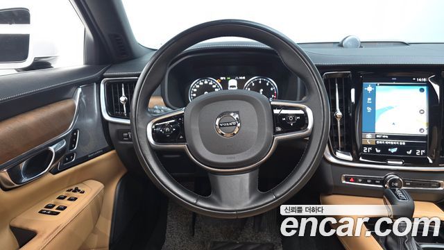 Volvo S90 2020 — photo 18