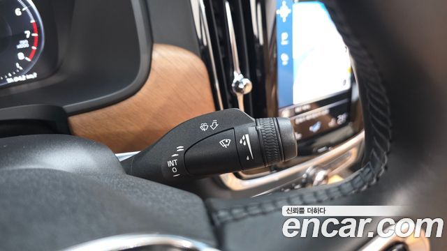 Volvo S90 2020 — photo 27