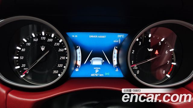 Maserati Levante 2019 — photo 11