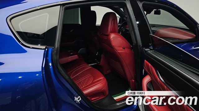 Maserati Levante 2019 — photo 18