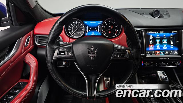 Maserati Levante 2019 — photo 19