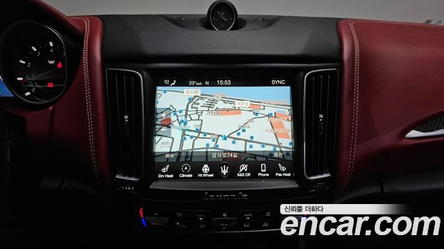 Maserati Levante 2019 — photo 20