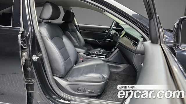 Kia K7 2020 — photo 11