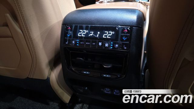 Jeep Cherokee 2023 — photo 19