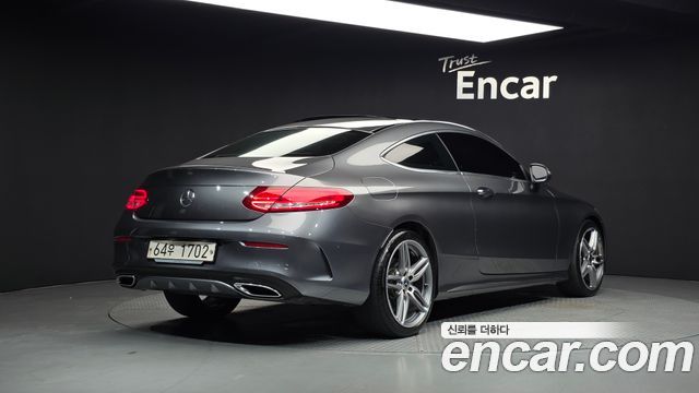 Mercedes-Benz C-Class 2017 — photo 2