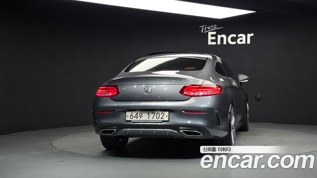 Mercedes-Benz C-Class 2017 — photo 4